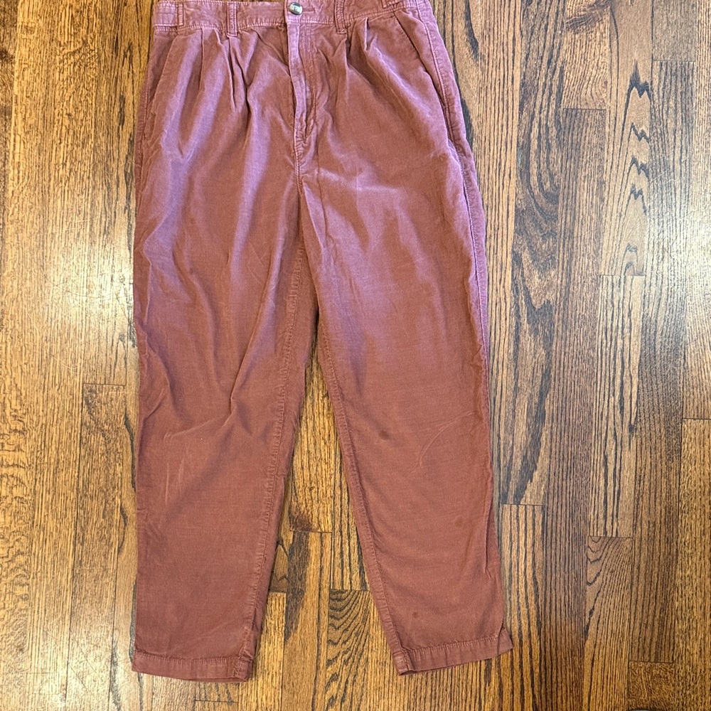 American eagle womens corduroy light brick red Pants